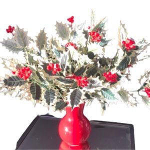 CHRISTMAS RED VASE WITH 2 FAUX HOLLY VINES